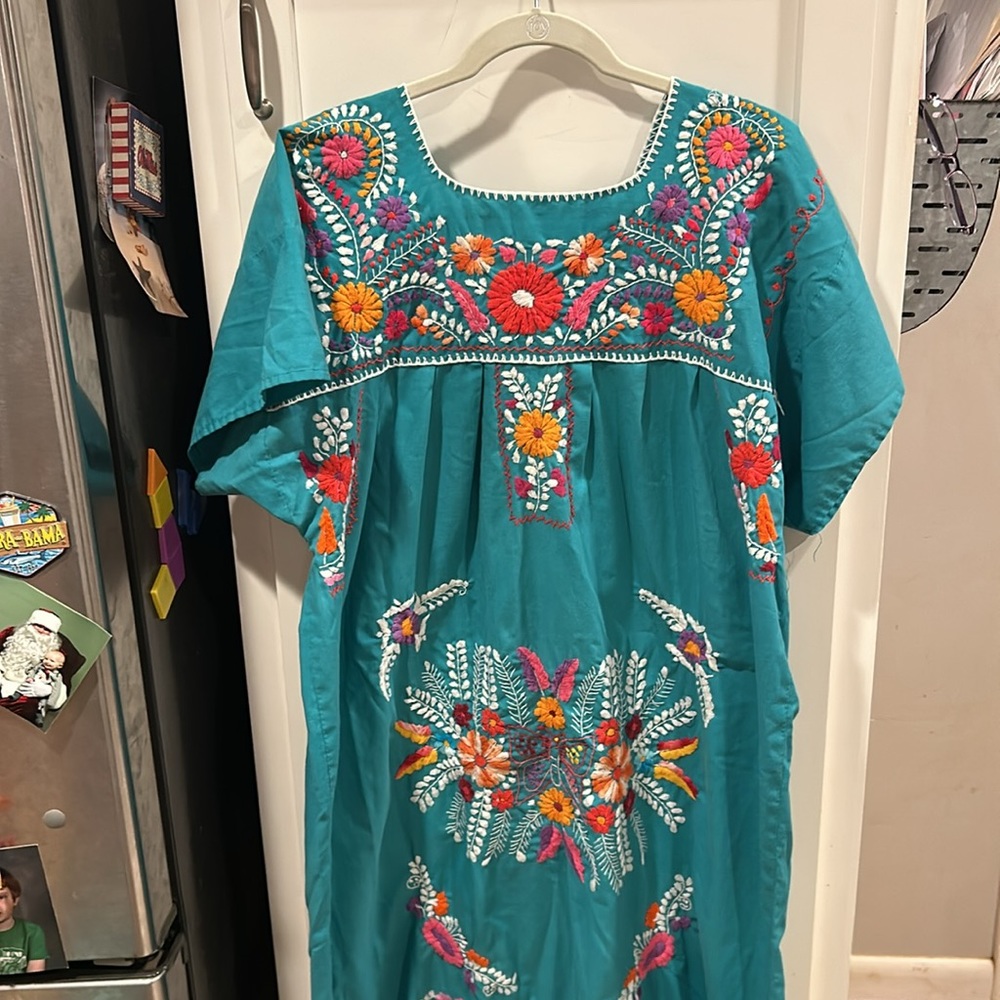 Homemade embroidered dress - Picture 2 of 16